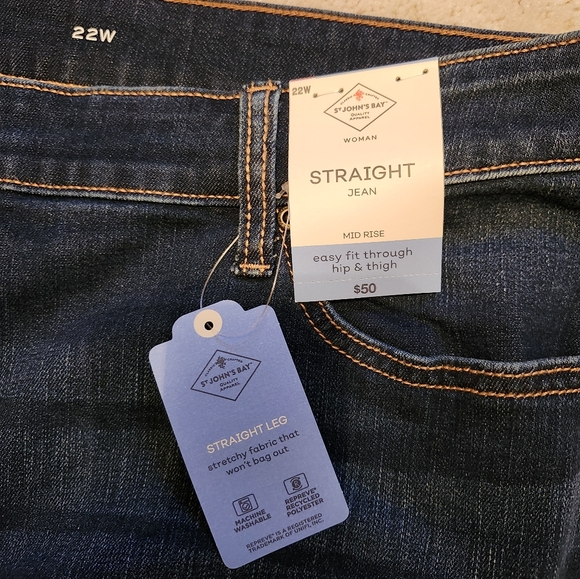 NWT womens jeans . Straight cut. size 22W - Picture 2 of 7